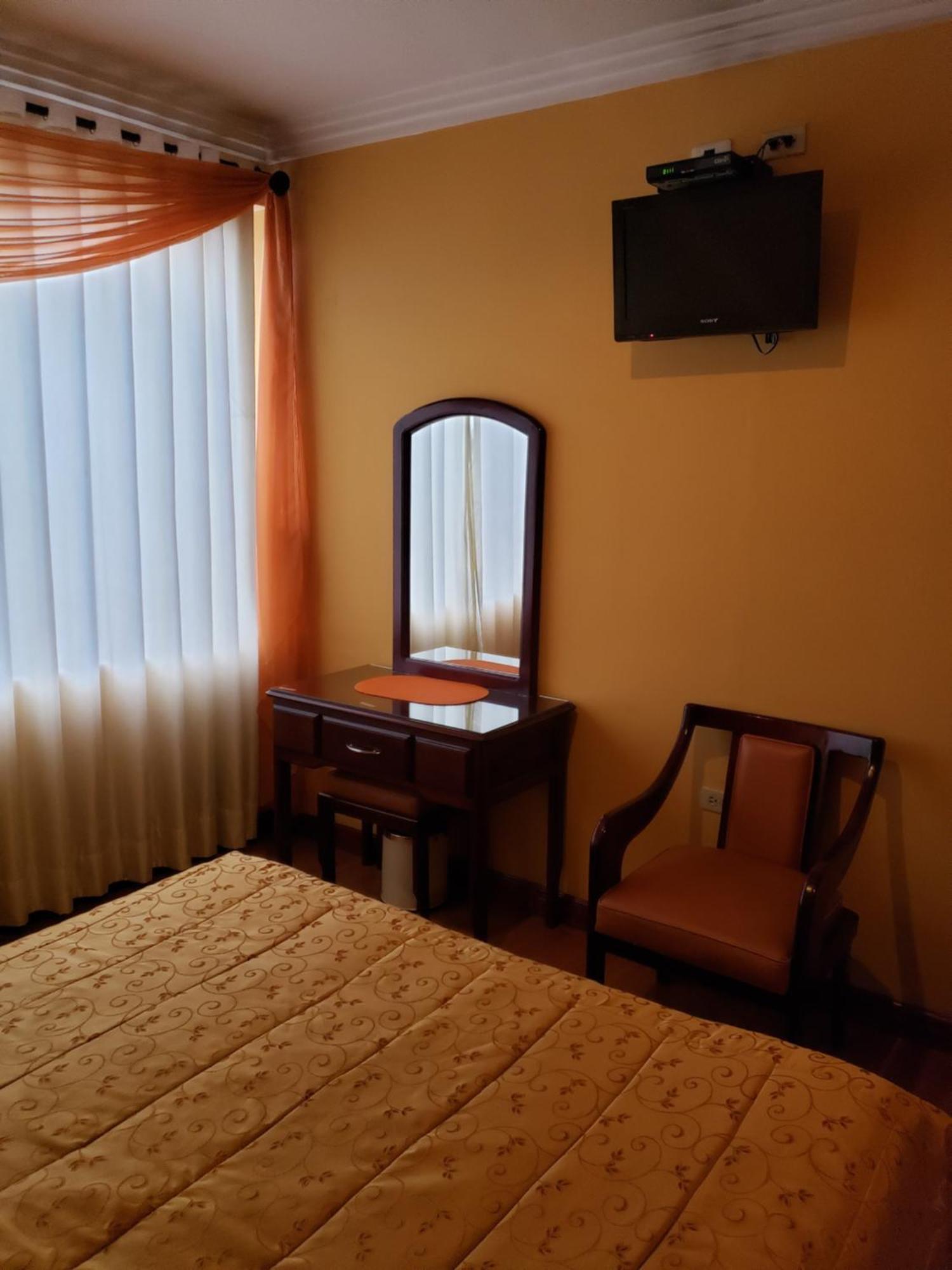Lloresa Cuenca Bilik gambar